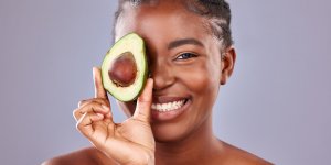 7 aliments pour paraitre plus jeune, selon une dermatologue