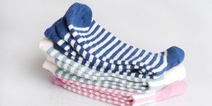Covid-19 : fabriquer un masque avec une chaussette, efficace ?