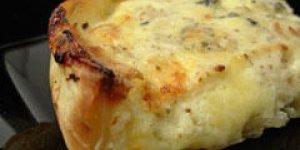 Tarte au roquefort et poires