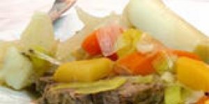 Pot au Feu a la citronnelle et aux legumes oublies