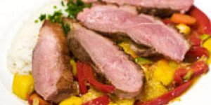 Asperges et magret de canard aux amandes et aux oranges 