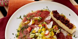 Carpaccio de boeuf et tartare de fruits