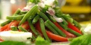 Nids de haricots verts et oeufs de caille