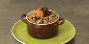 Cassolette d-escargots au sauternes, persillade en crumble