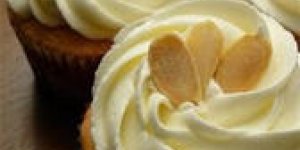 Cupcakes aux amandes et aux pignons