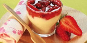 Yaourt maison vanille et compote de rhubarbe, fraise et gingembre