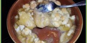 Crumble de bananes au sirop d-erable et pistaches