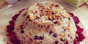 Bowl cake aux flocons d’avoine, banane et pepites de chocolat