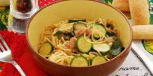 Spaghetti au thon et aux courgettes