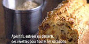 Cake au chevre, aux noix et aux raisins