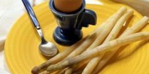 Oeufs a la coque aux asperges