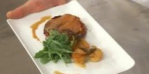 Tatin d-endives et oignons nouveaux a l-orange