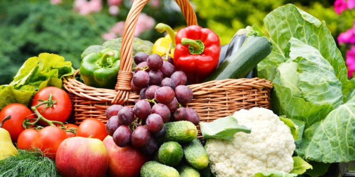 Les 7 fruits et legumes d’ete a consommer avec leur peau (et pourquoi)