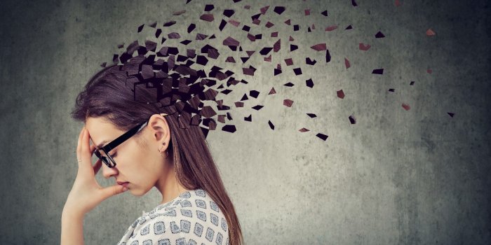 Alzheimer : 6 changements qui predisent la perte de memoire 20 ans avant