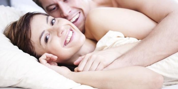 4 bonnes raisons de dormir nu 