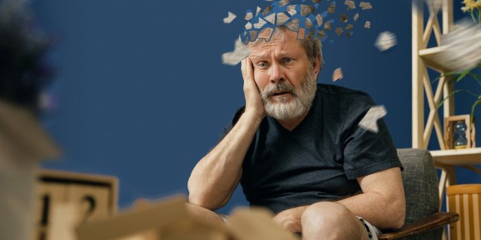 Maladie d-Alzheimer : 8 signes d-alerte visibles a la maison