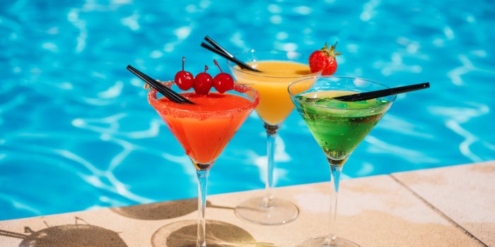 Ete : 5 boissons a eviter avant la baignade