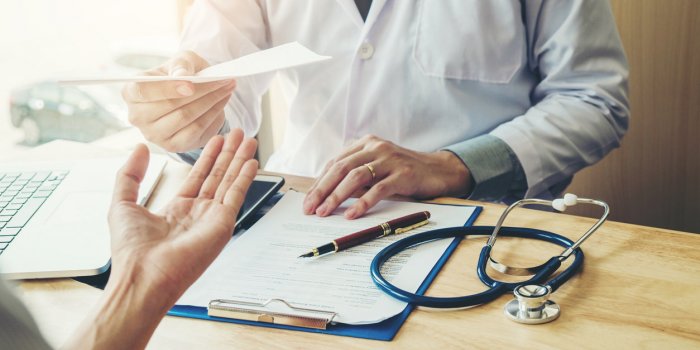Depistage : quels examens passer a partir de 60 ans ?