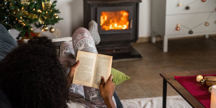 Sept idees de lecture feel-good pour le temps des fetes