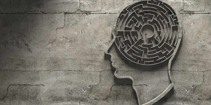 Schizophrenie : 8 signes qui font suspecter cette psychose