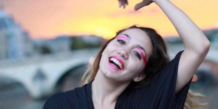 Louise, fille de Alain Chabat, en colere : &quot;soit tu fais du 36, 38, 40, soit tu vas en enfer&quot;