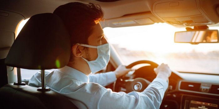 Covid-19 et voiture : comment eviter la contamination dans l-habitacle ?