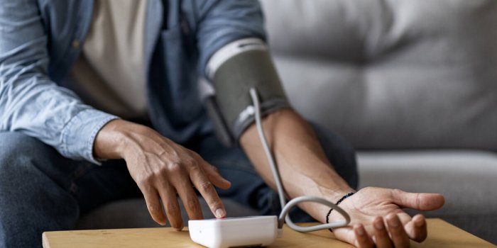 7 choses surprenantes qui font augmenter la tension arterielle