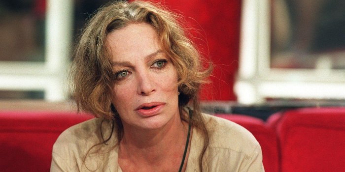 Marie Laforet violee : ses filles racontent son traumatisme 