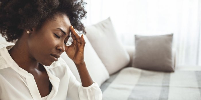 7 raisons pour lesquelles vous pouvez avoir des palpitations cardiaques et des maux de tete en meme temps
