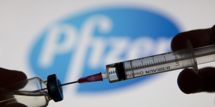 Vaccin Pfizer : la FDA alerte sur 5 effets secondaires "retardes"