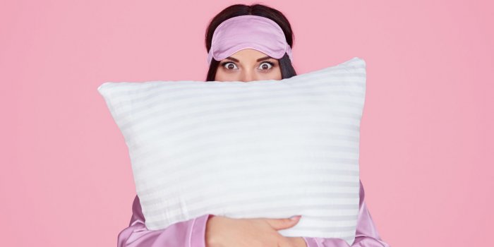 Sommeil : les positions qui favorisent les rides