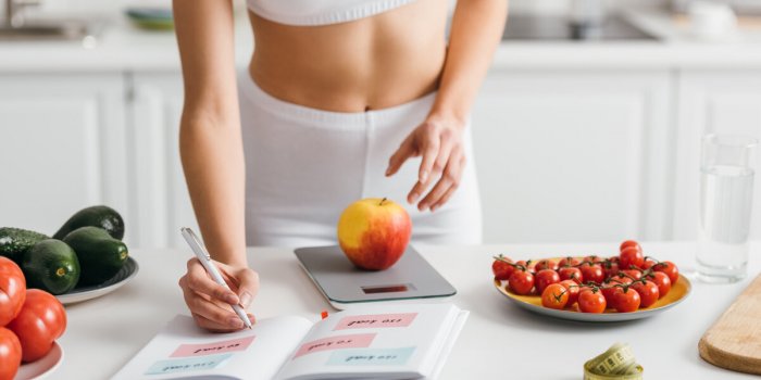 Obesite : ces 7 aliments a eviter a tout prix