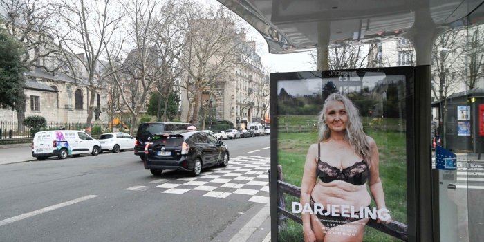 Une sexagenaire devenue mannequin lingerie apres un anevrisme