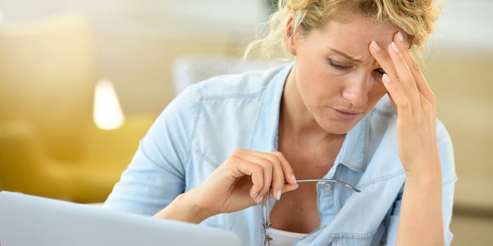 Inflammation : 6 signes que votre corps souffre apres 50 ans 