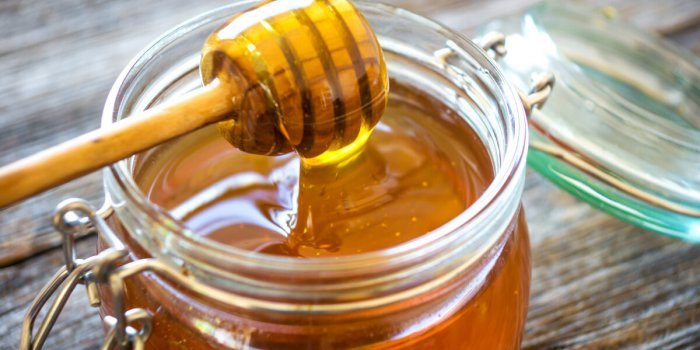 Miel : ce “super aliment” peut entrainer une crise de goutte