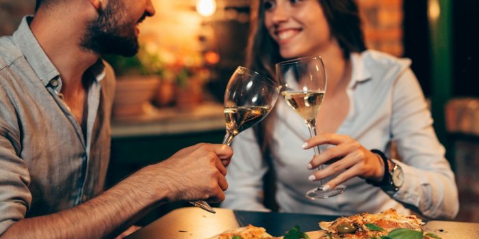 Saint-Valentin : 7 aliments tue-l-amour, a fuir lors d-un rendez-vous amoureux
